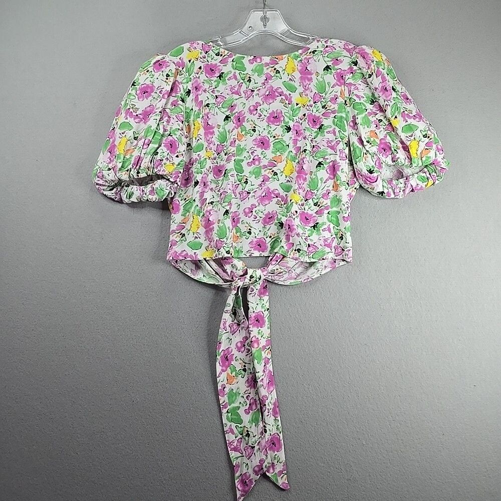 ASTR The Label Floral Puff Sleeve Top White Crop Medium Viscose